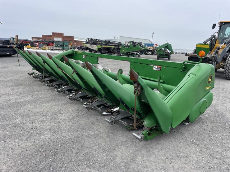 2012-john-deere-608c-image-2