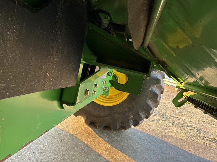 2008-john-deere-9870-sts-image-45
