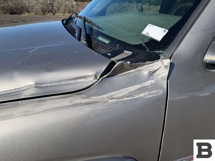 2003-gmc-2500-image-11