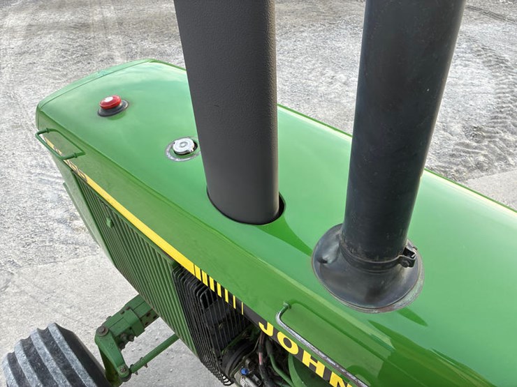 1990-john-deere-4455-image-59
