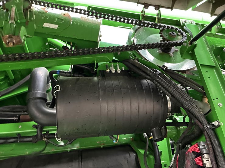 2014-john-deere-s680-image-55