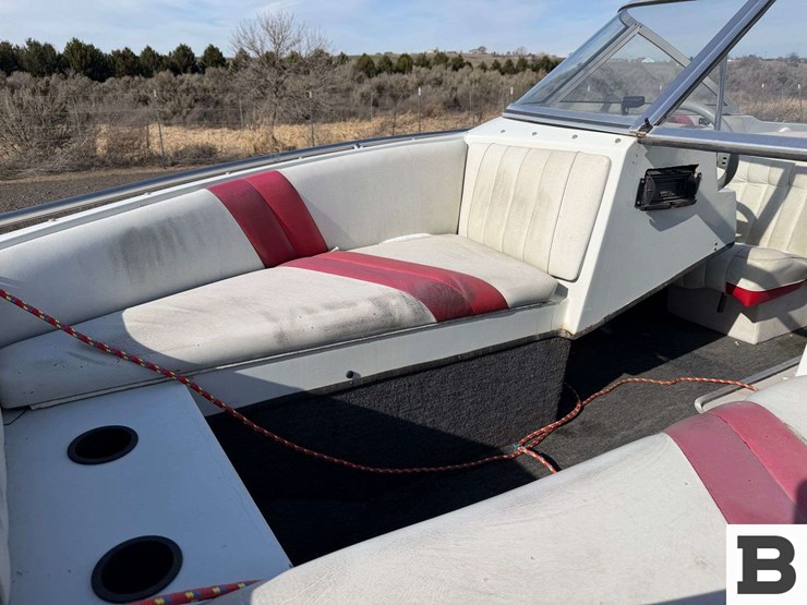 1993-reinell-19'-boat-&-1993-v/m-boat-trailers-image-13