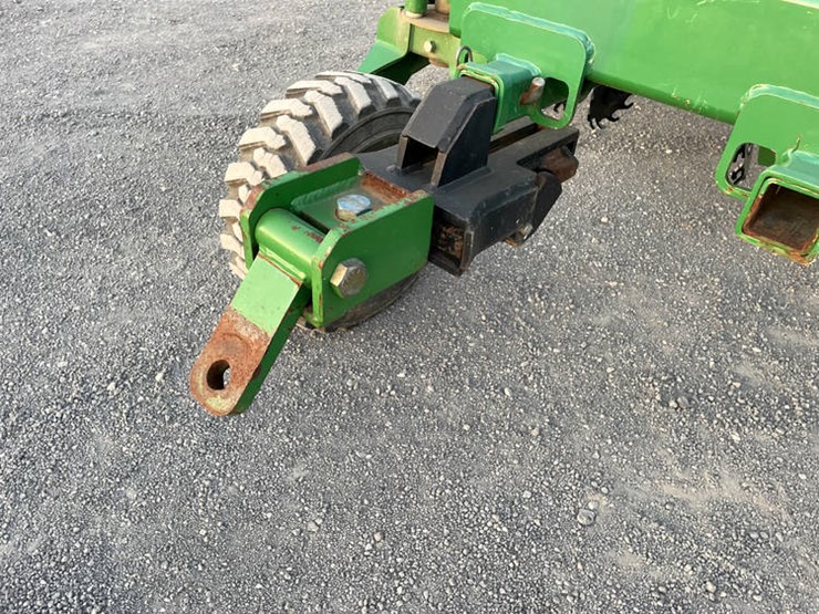 great-plains-np2330-image-14