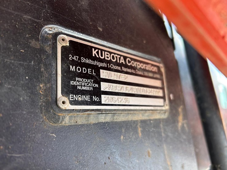 2021-kubota-svl97-2-image-28