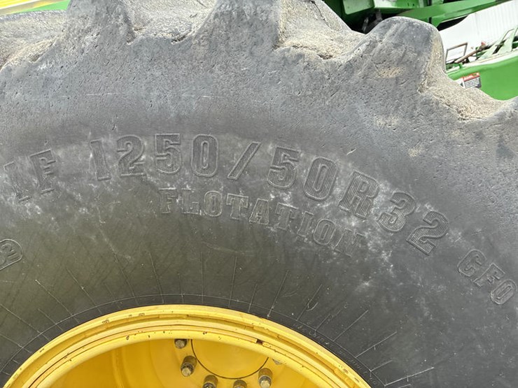 2014-john-deere-s680-image-31