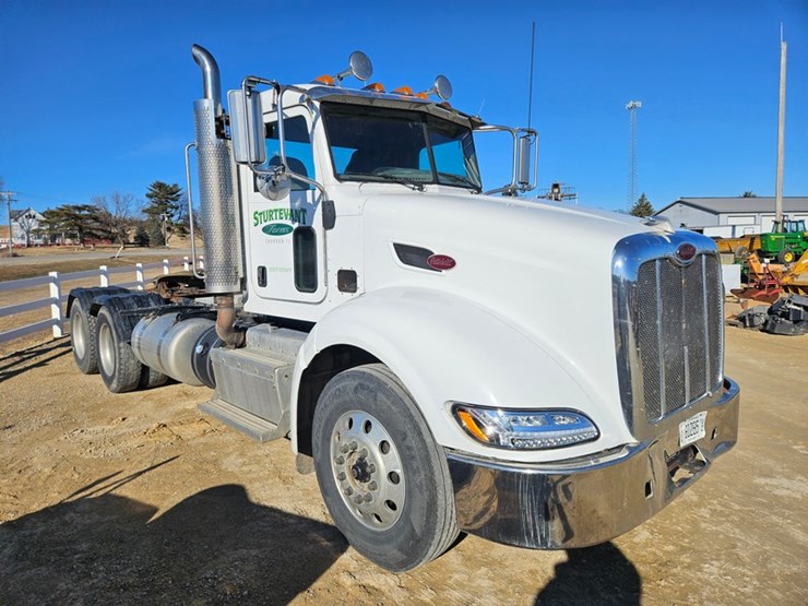2011-peterbilt-386-image-10