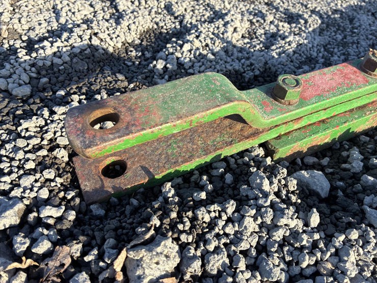 john-deere-7-image-3