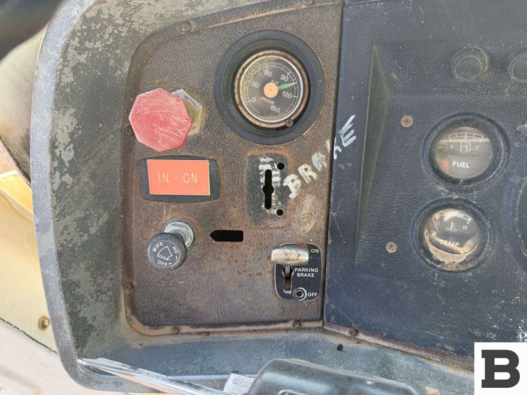 1985-ford-8000-image-62