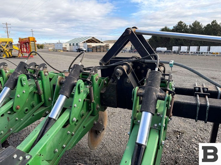 schlagel-mfg.-ripper,-implement-dolly,-great-plains-corn-planter-image-28