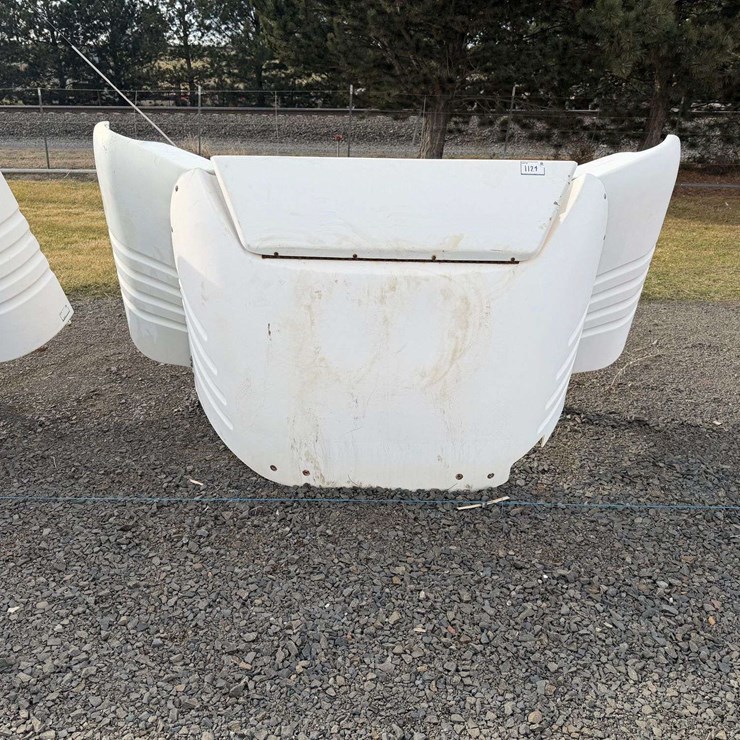 Semi Truck Wind Deflector