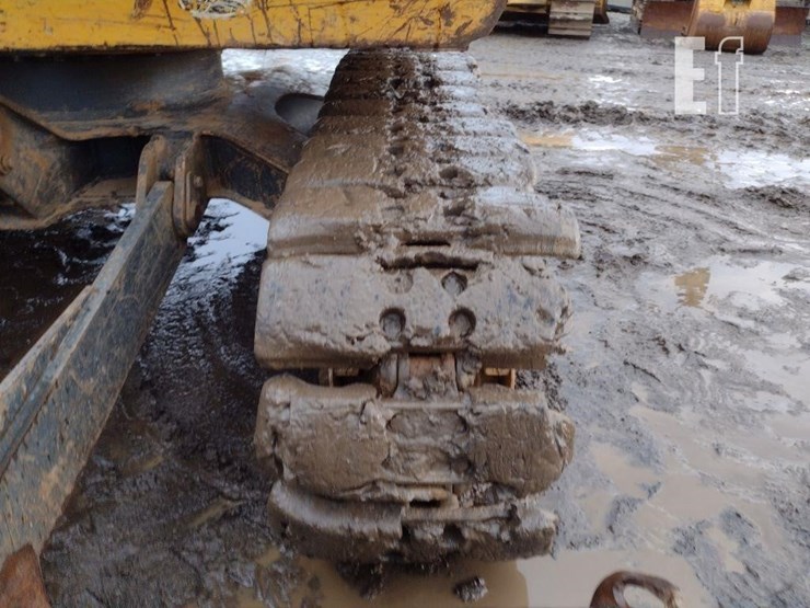 2019-deere-75g-image-31