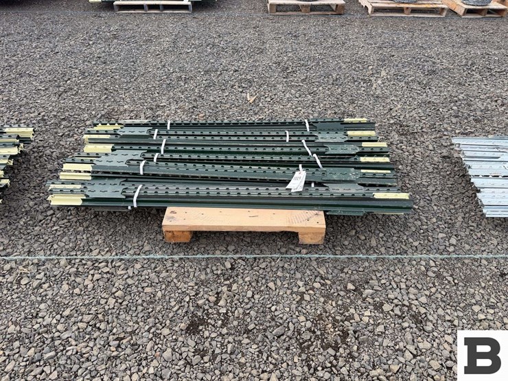 5.5'-t-posts-image-1