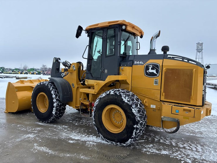 2019-deere-544l-image-10