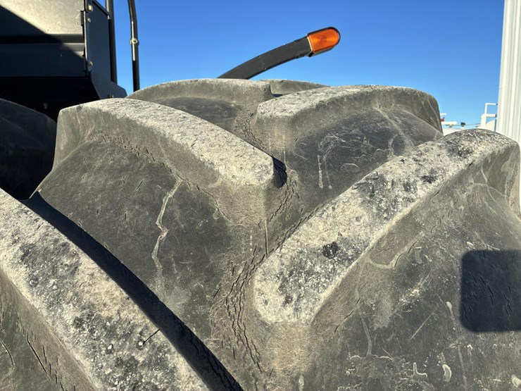 2013-john-deere-9510r-image-41