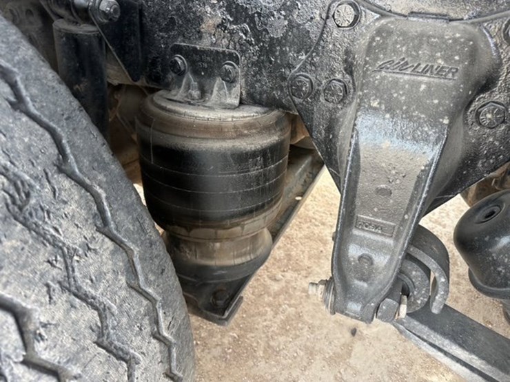 2018-western-star-4900-image-11