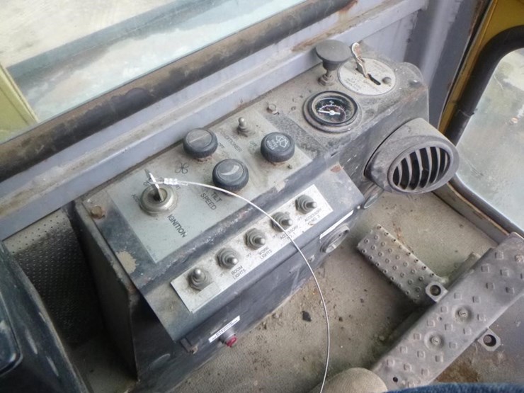 1996-gradall-xl4100-image-45