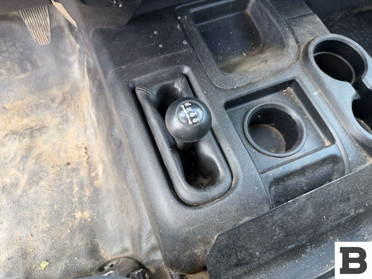 2013-dodge-2500-image-28