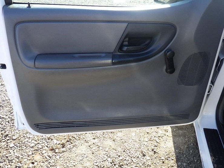 2011-ford-ranger-image-22