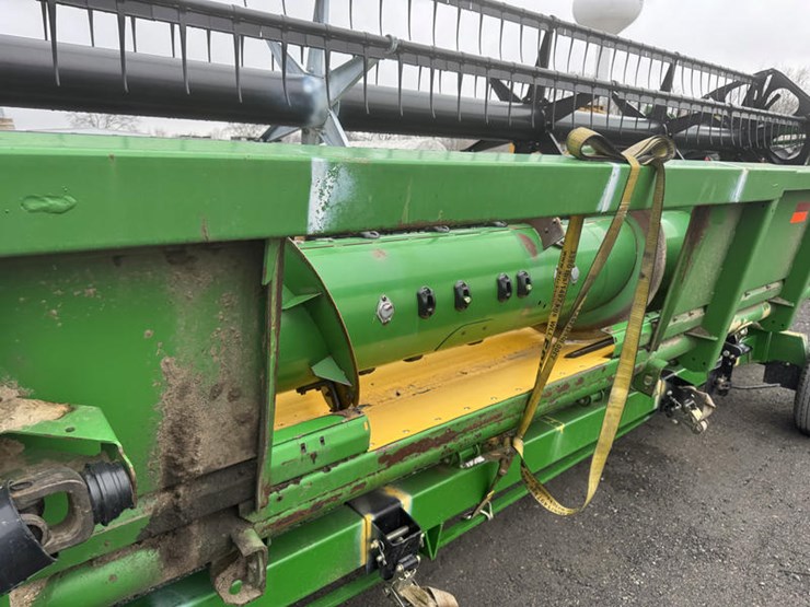 2004-john-deere-630f-image-7