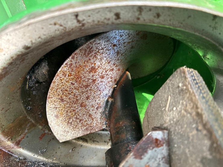 2009-john-deere-9570-sts-image-55