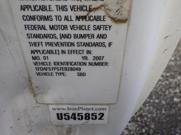 2007-ford-f550-image-38