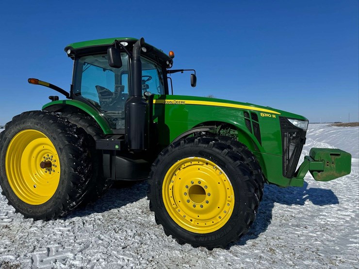 2012-john-deere-8310r-image-2