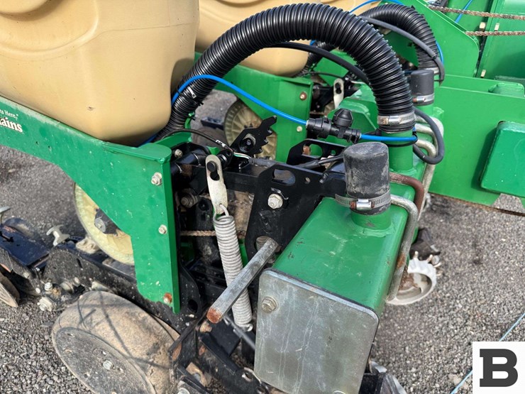 schlagel-mfg.-ripper,-implement-dolly,-great-plains-corn-planter-image-61