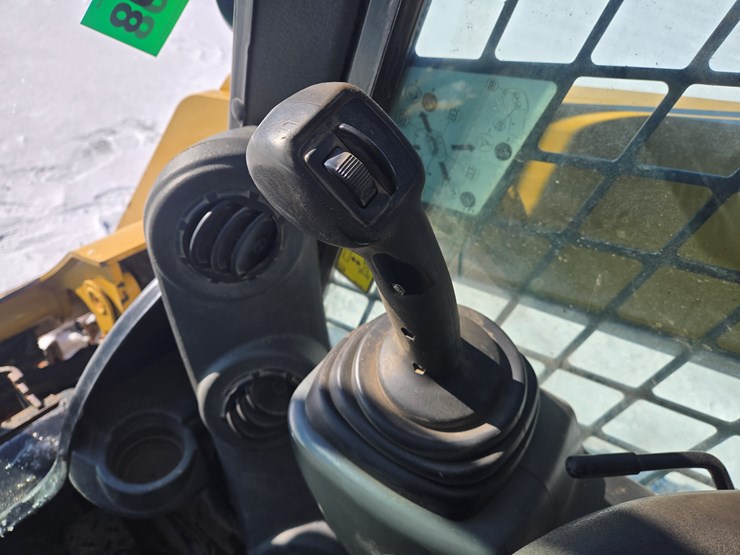 caterpillar-259d-image-45