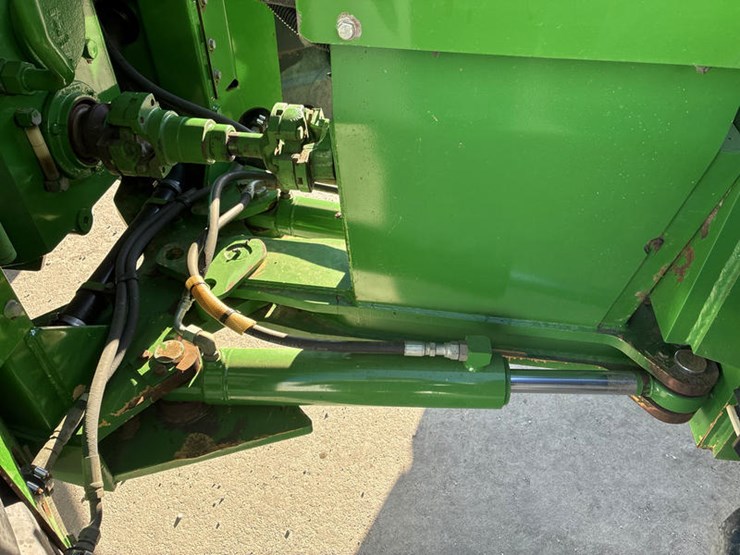 1996-john-deere-8770-image-35