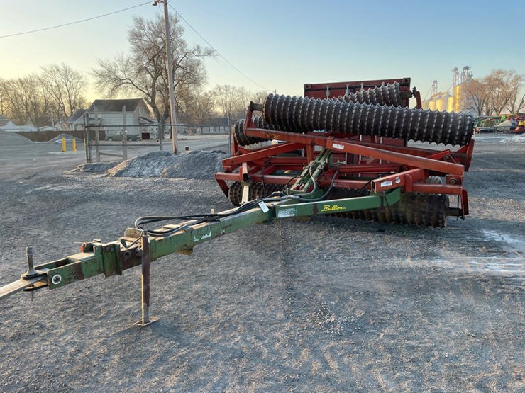 #5111-•-brillion-x-fold-packer-image-1