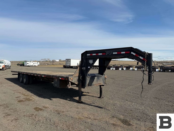 2014-pj-gooseneck-flatbed-trailer-image-8