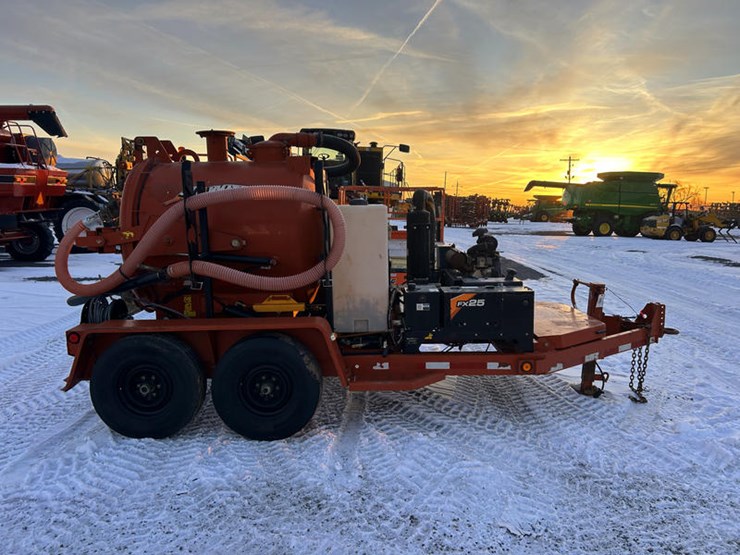 2019-ditch-witch-fx25-image-8