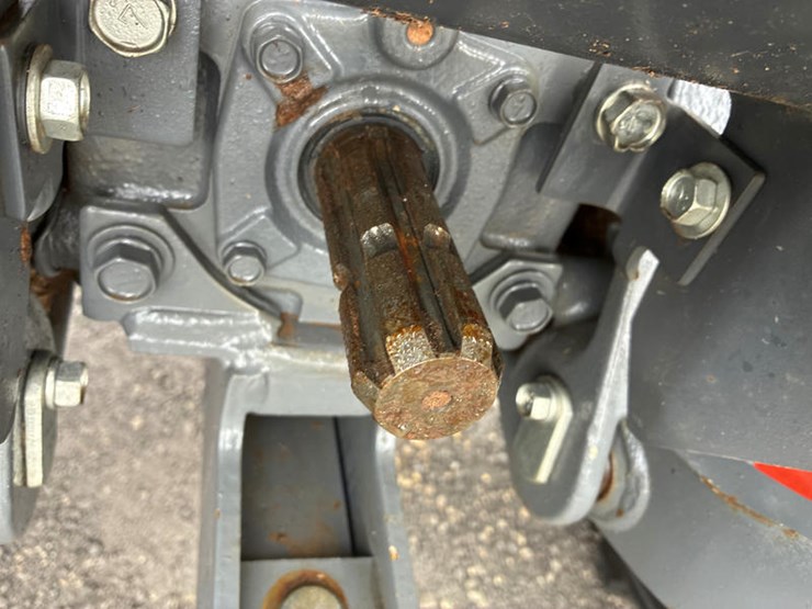 kubota-l2501-image-28