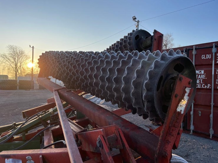 #5111-•-brillion-x-fold-packer-image-3