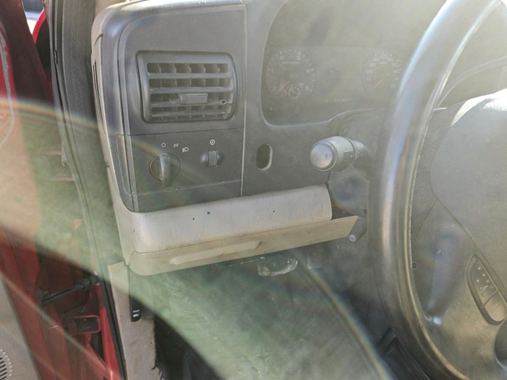 2005-ford-f550-image-23