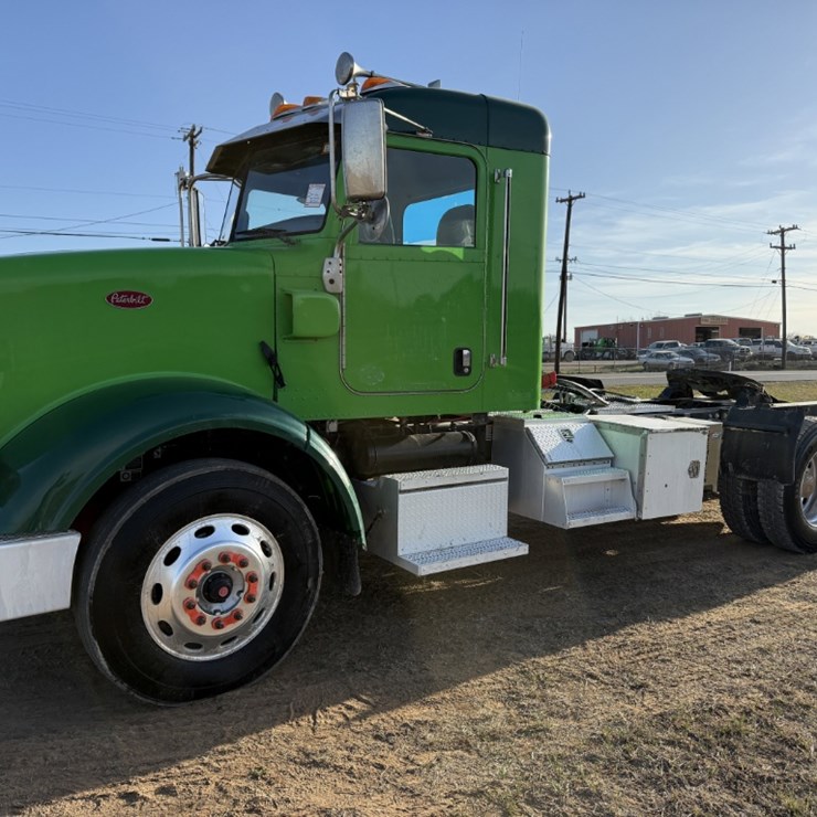 2021 PETERBILT 367