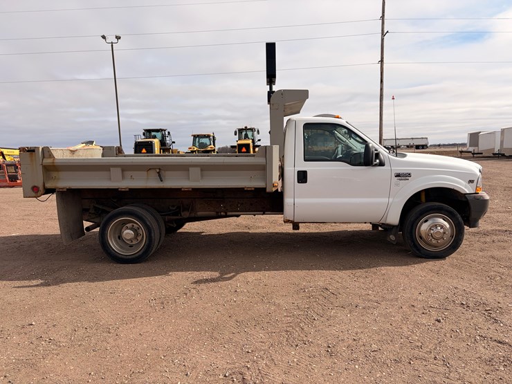 2003-ford-f550-image-5