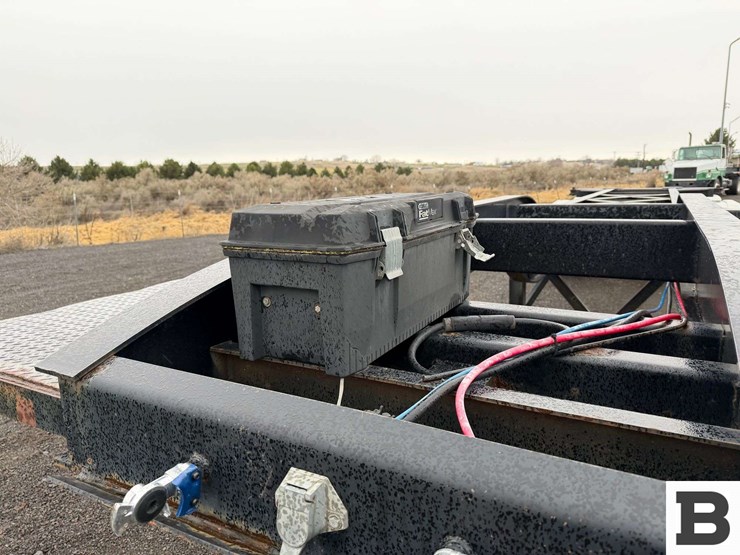 2011-dionbilt-dbnsl-220ar-chassis-trailer-image-10