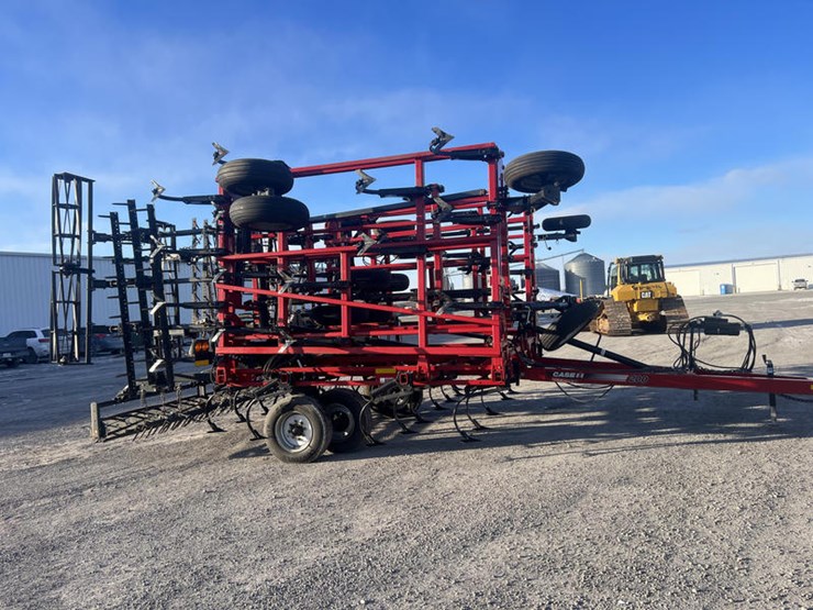 case-ih-200-image-1