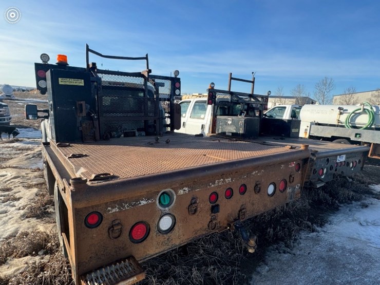 2012-ford-f550-image-4