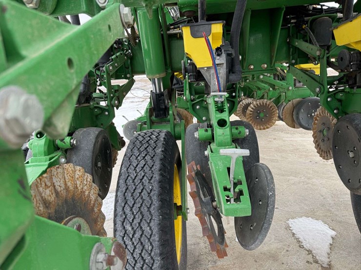john-deere-1795-image-70