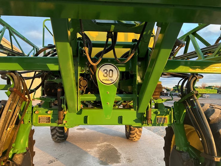 2017-john-deere-r4023-image-37