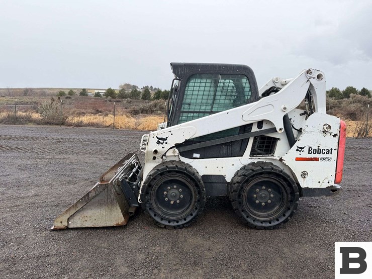 2013-bobcat-s570-image-2