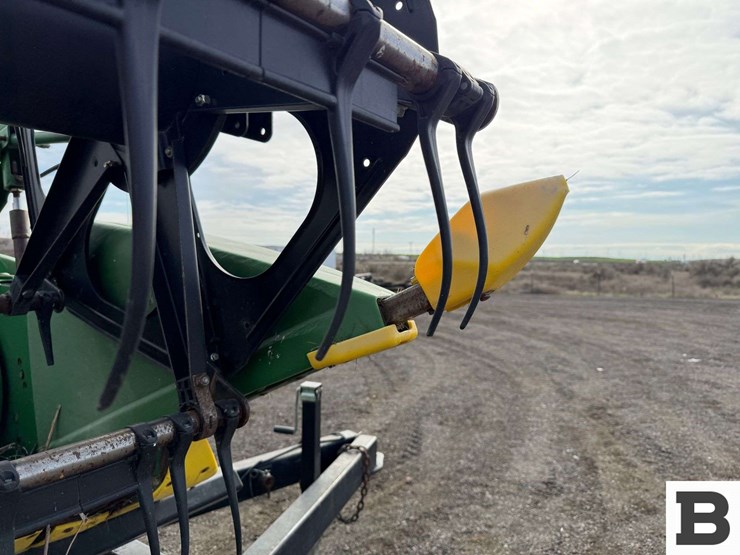 2009-john-deere-635f-image-42