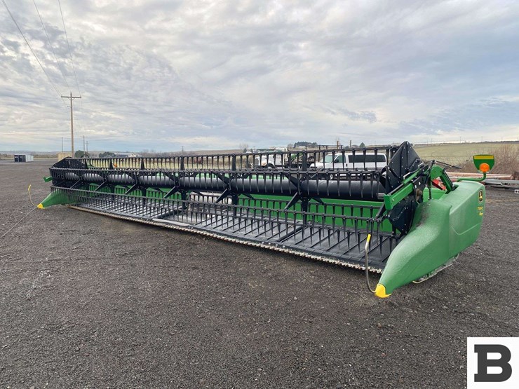 2019-john-deere-735fd-image-1