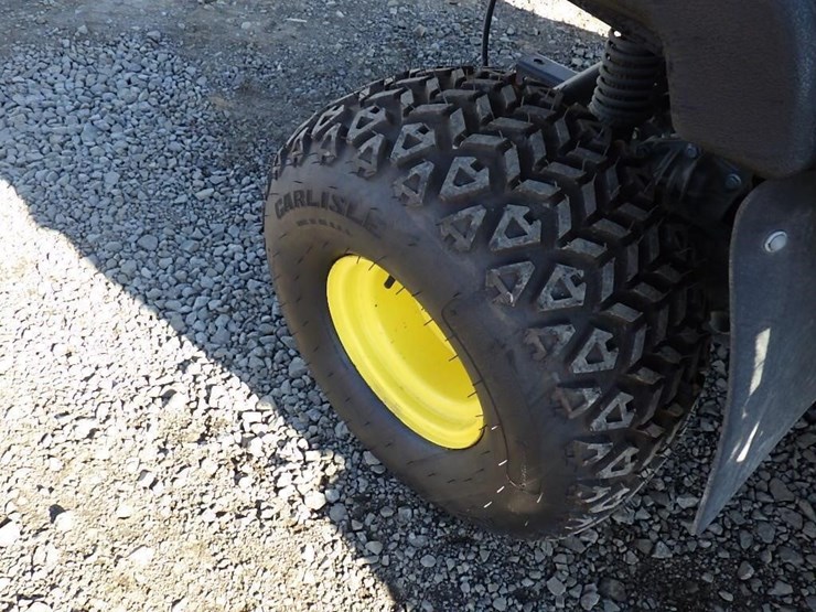 john-deere-gator-image-13