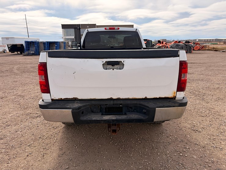 2010-chevrolet-silverado-pickup-image-7