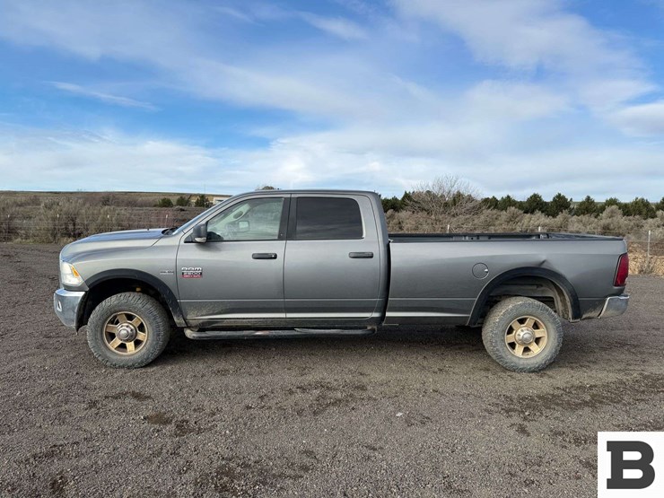 2012-dodge-2500-image-2