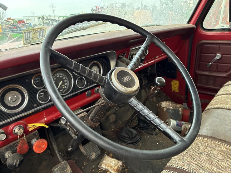 1975-ford-f600-image-39