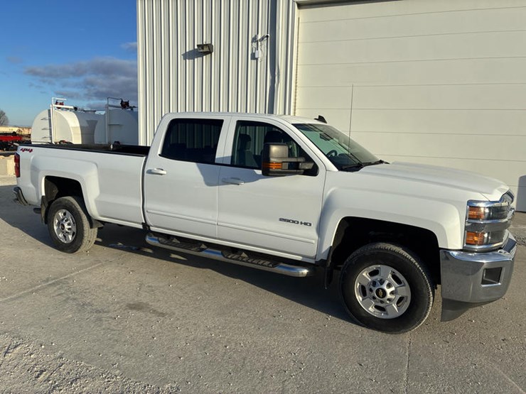2019-chevrolet-2500-image-1